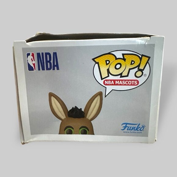 Box Damaged As Is NBA Mascots San Antonio Spurs The Coyote Funko Pop! Figure #06 - Picture 5 of 6